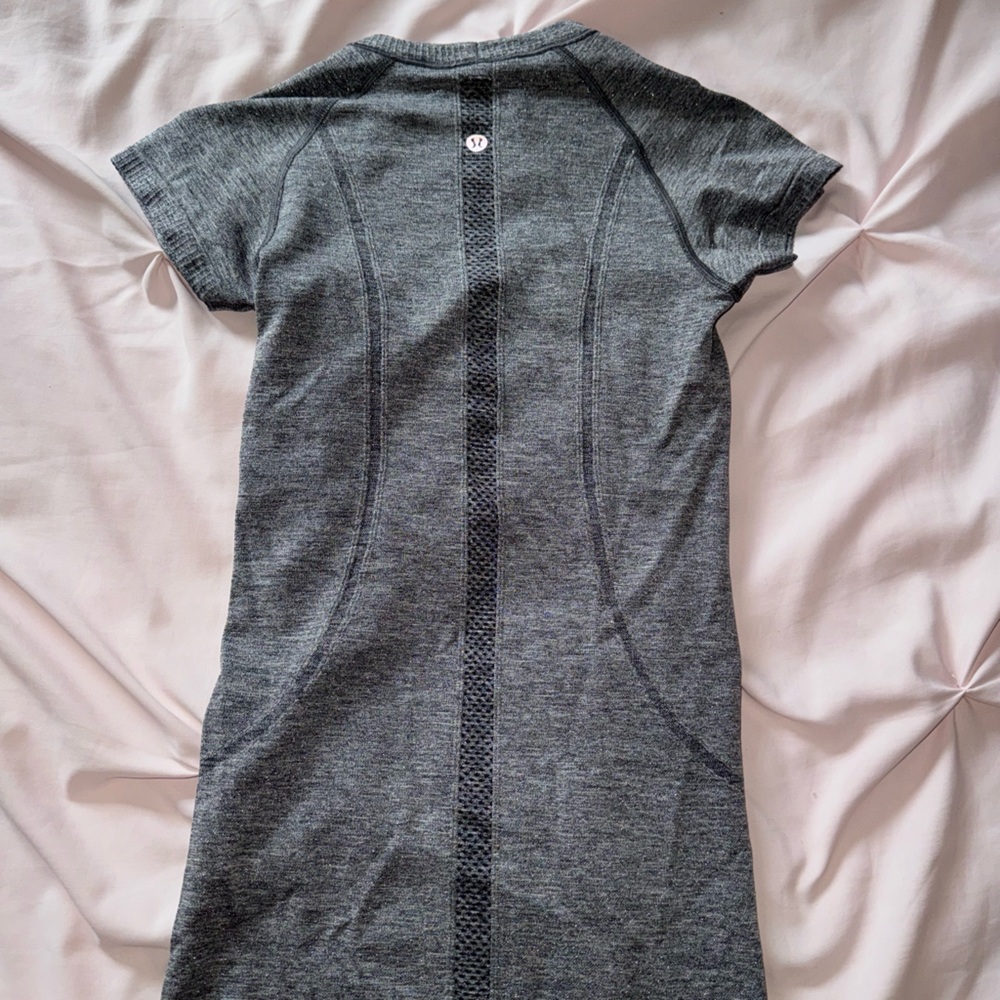 Lululemon Sparkly Swiftly Tech Short Sleeve - image 2